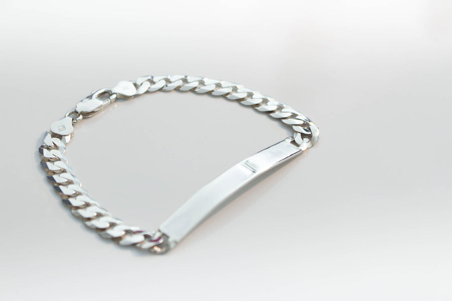 Engravable Bar Bracelet